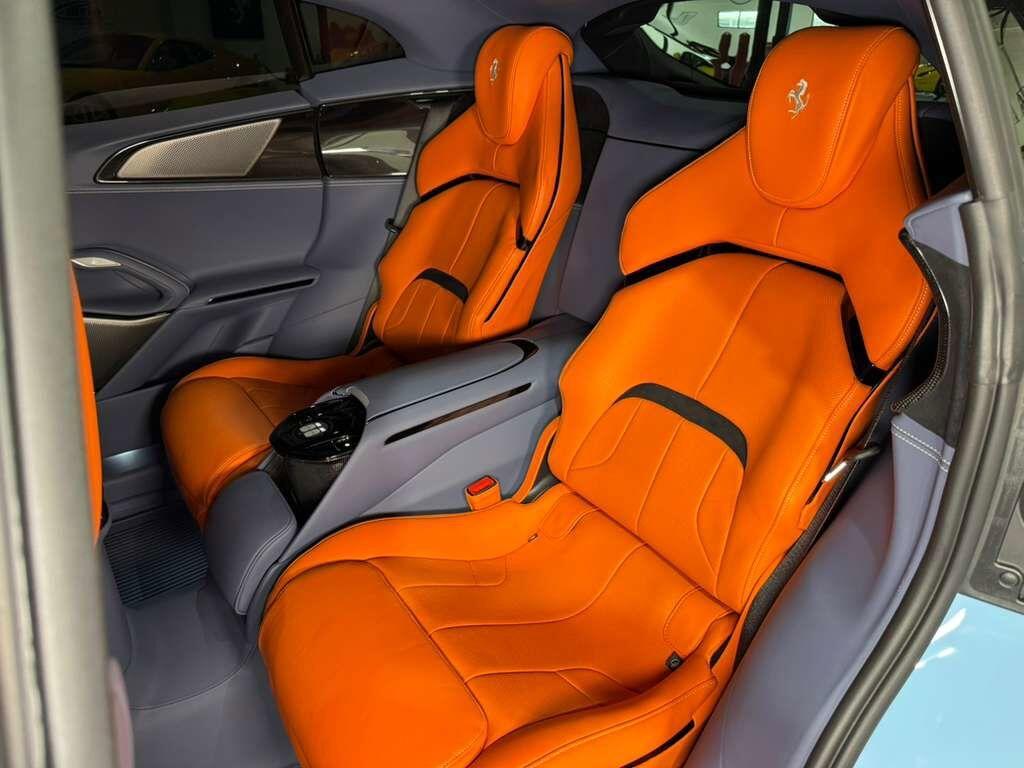 Ferrari Purosangue - Thumbnail 12