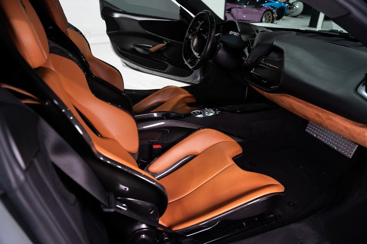 Ferrari SF90 Stradale - Thumbnail 12