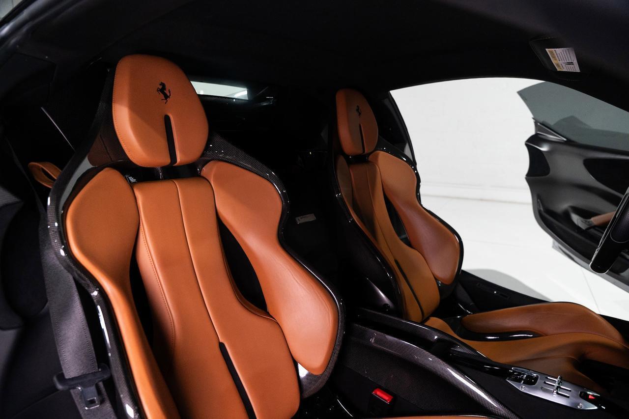 Ferrari SF90 Stradale - Thumbnail 11