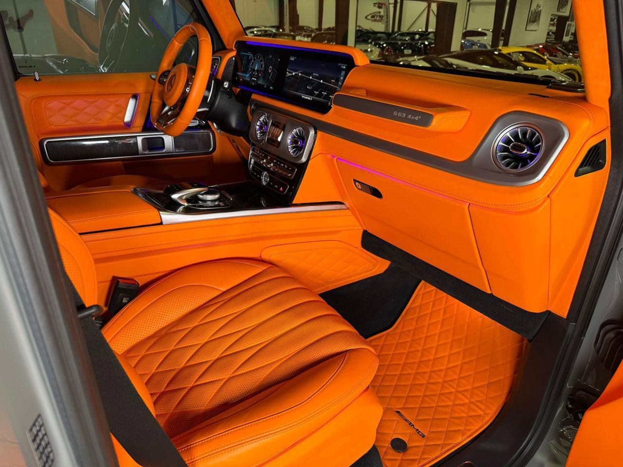 Mercedes-Benz G-Class - Thumbnail 19