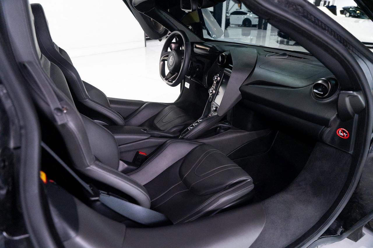 McLaren 720S - Thumbnail 20