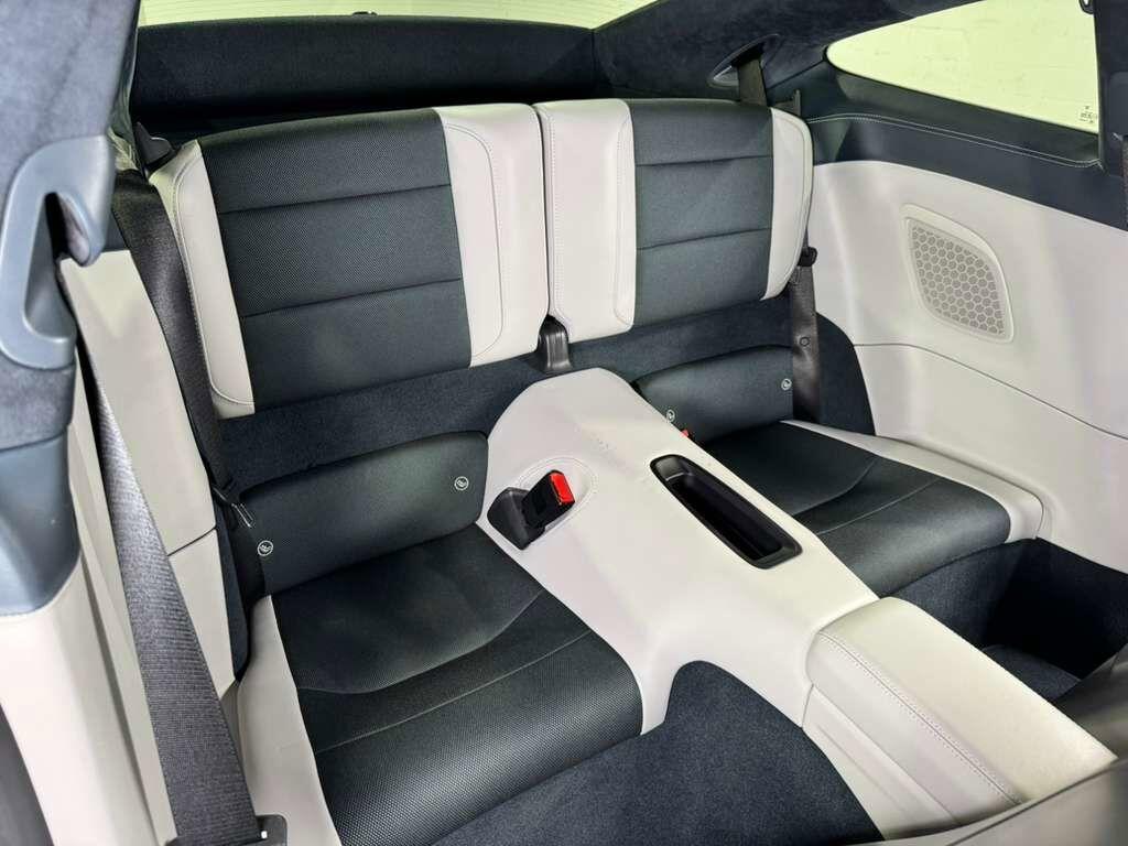 Porsche 911 - Thumbnail 12