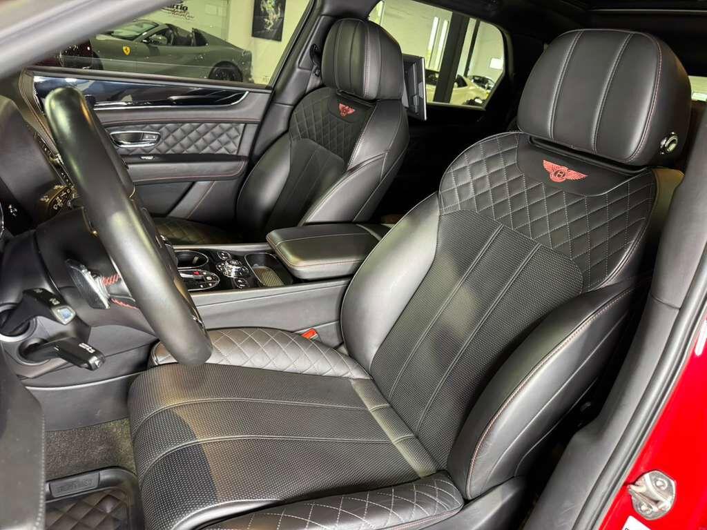 Bentley Bentayga - Thumbnail 10