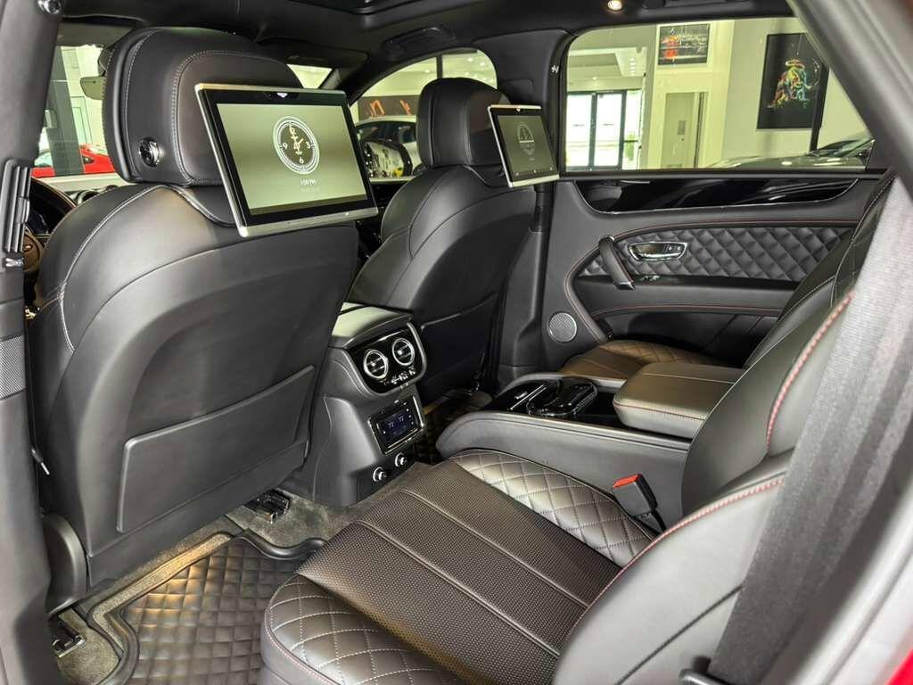 Bentley Bentayga - Thumbnail 11