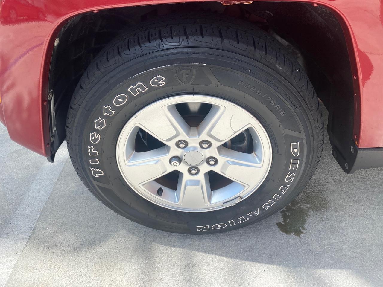 Jeep Liberty - Thumbnail 20