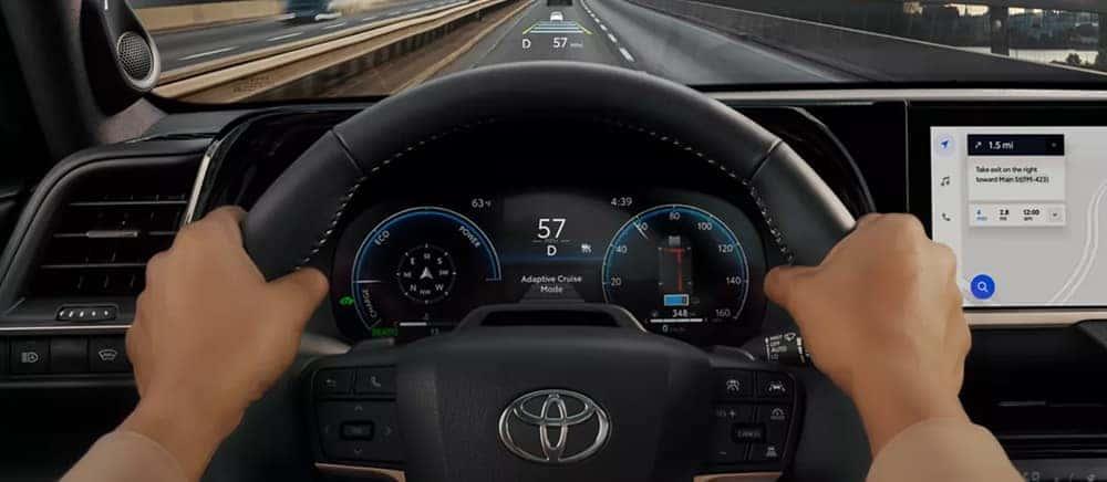 Toyota Crown - Thumbnail 4