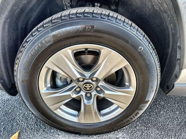 Toyota Rav4 Xle Fwd - Thumbnail 20