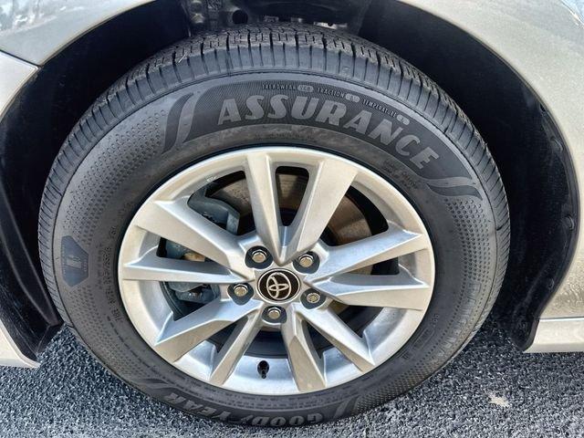 Toyota Camry Le Fwd - Thumbnail 20