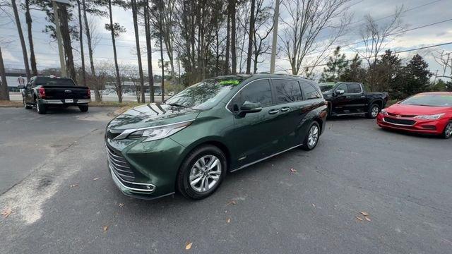 Toyota Sienna Limited Fwd - Thumbnail 8