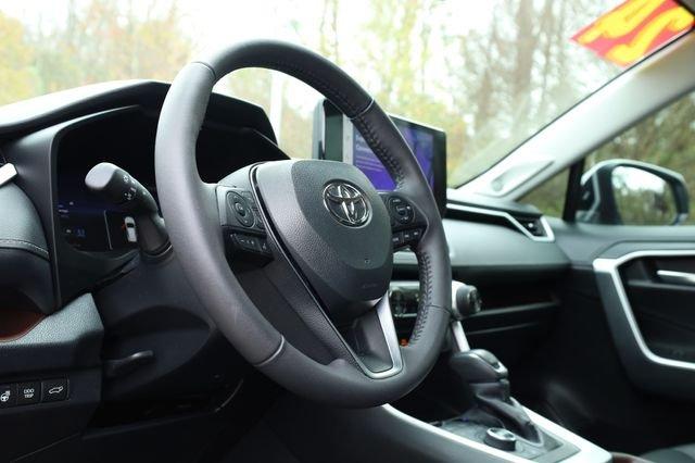 Toyota Rav4 Limited Awd - Thumbnail 5