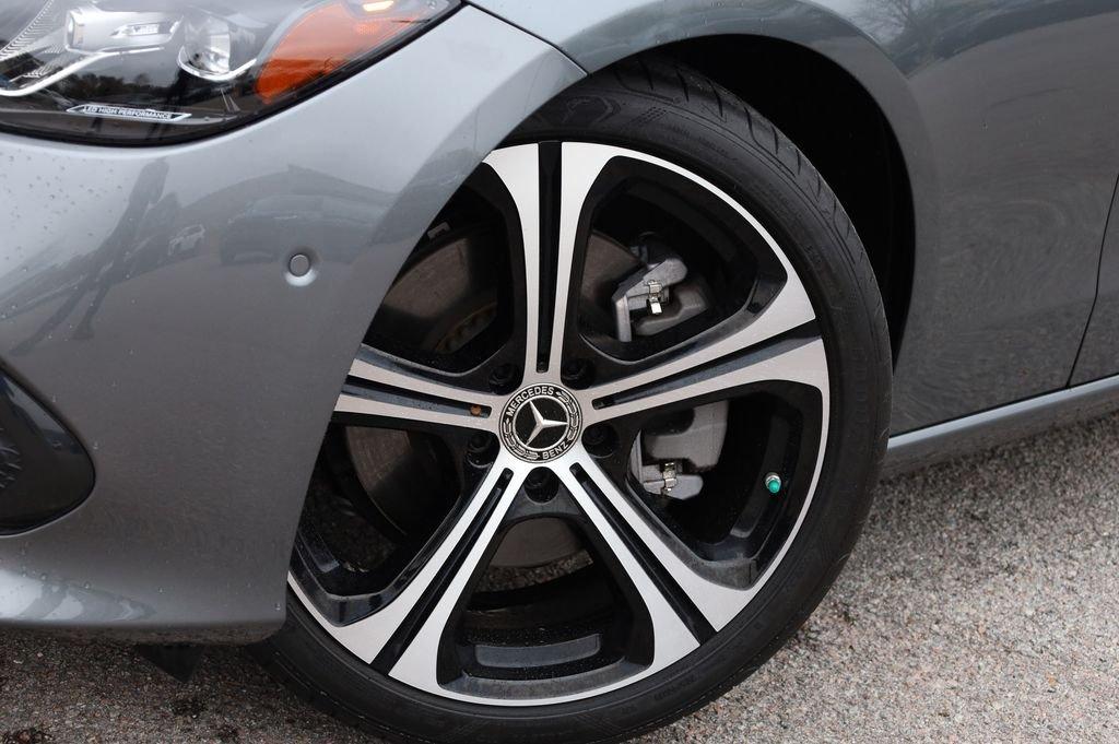 Mercedes-Benz C-Class C 300 Rwd - Thumbnail 3