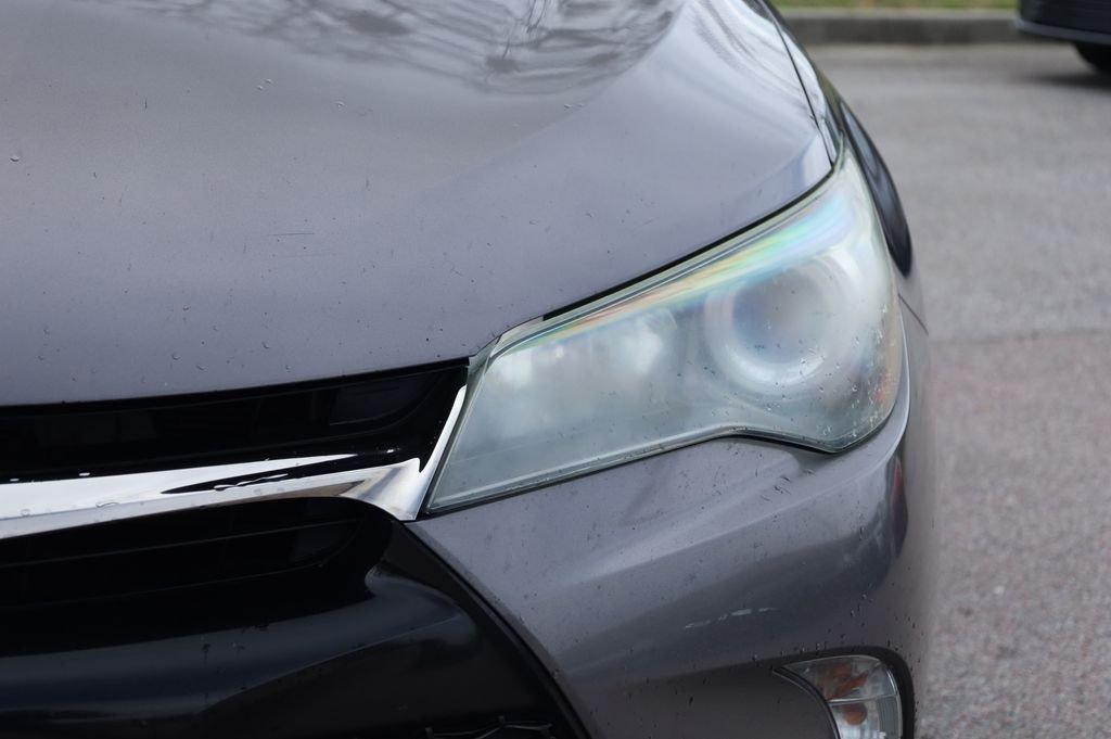 Toyota Camry Se Fwd - Thumbnail 17