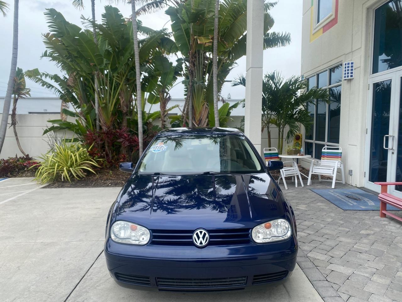 Volkswagen Golf - Thumbnail 3