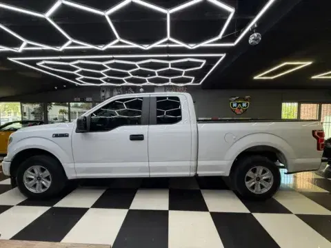 Ford F-150 Super Cab Xl Pickup 4D 6 1/2 Ft - Thumbnail 3