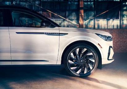 Lincoln Nautilus Suv - Thumbnail 7