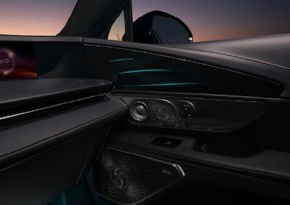 Lincoln Nautilus Suv - Thumbnail 17