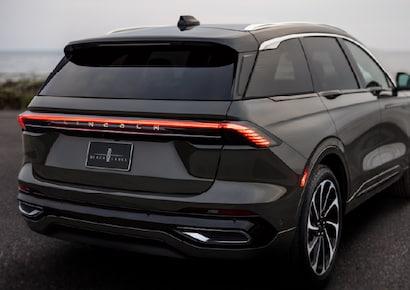 Lincoln Nautilus Suv - Thumbnail 5