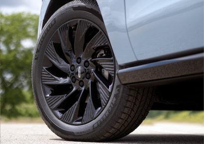 Lincoln Navigator - Thumbnail 6