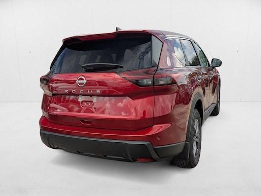 Nissan Rogue S - Thumbnail 4