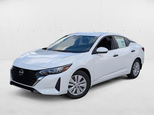 Nissan Sentra S - Thumbnail 9