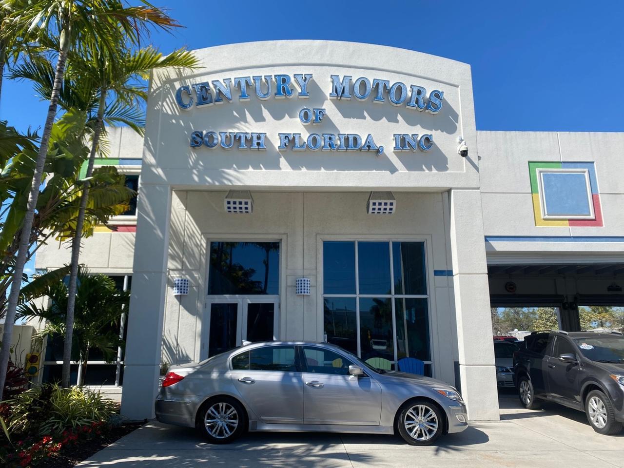 Hyundai Genesis - View 1