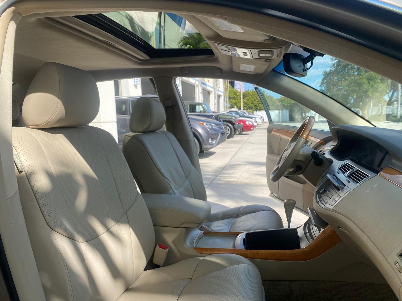 Toyota Avalon - Thumbnail 13