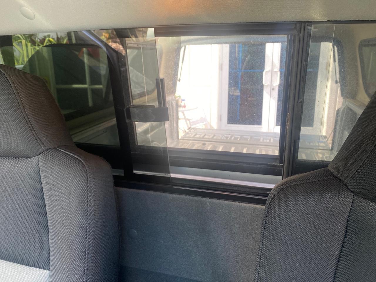 Ford Ranger - Thumbnail 15