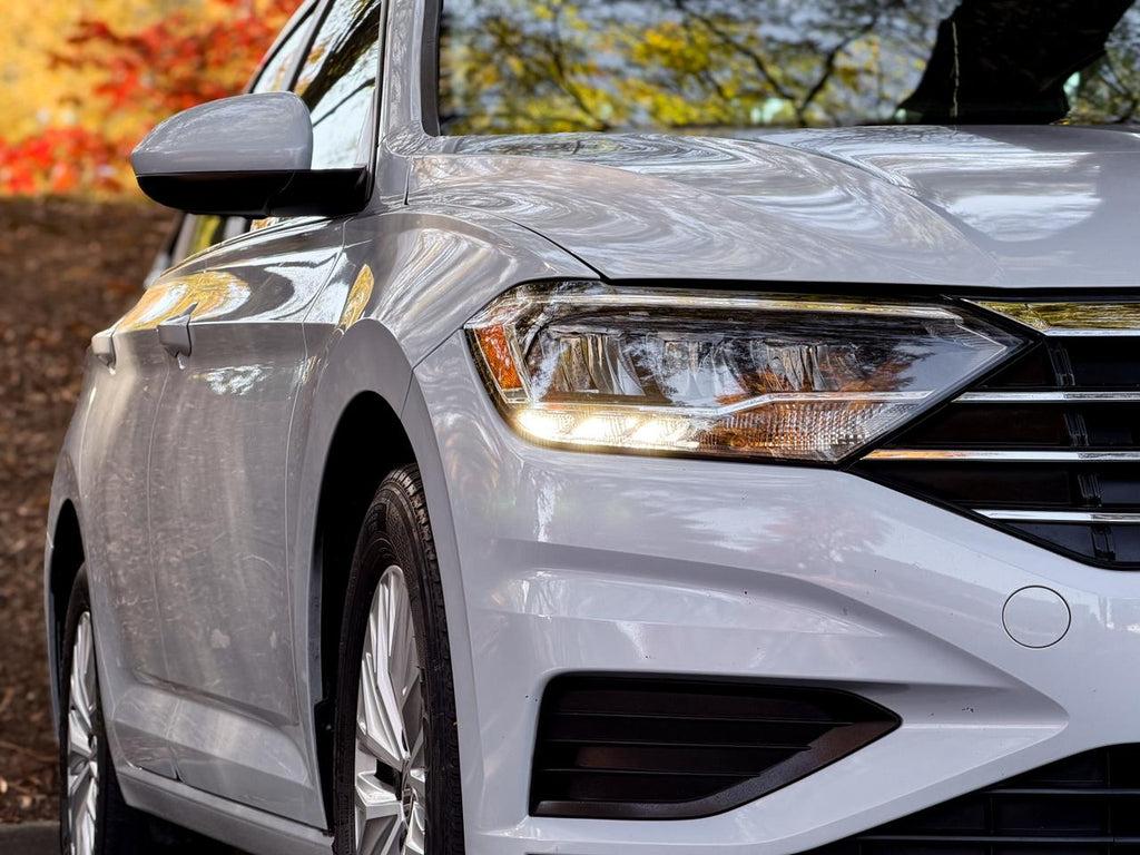 Volkswagen Jetta - Thumbnail 3