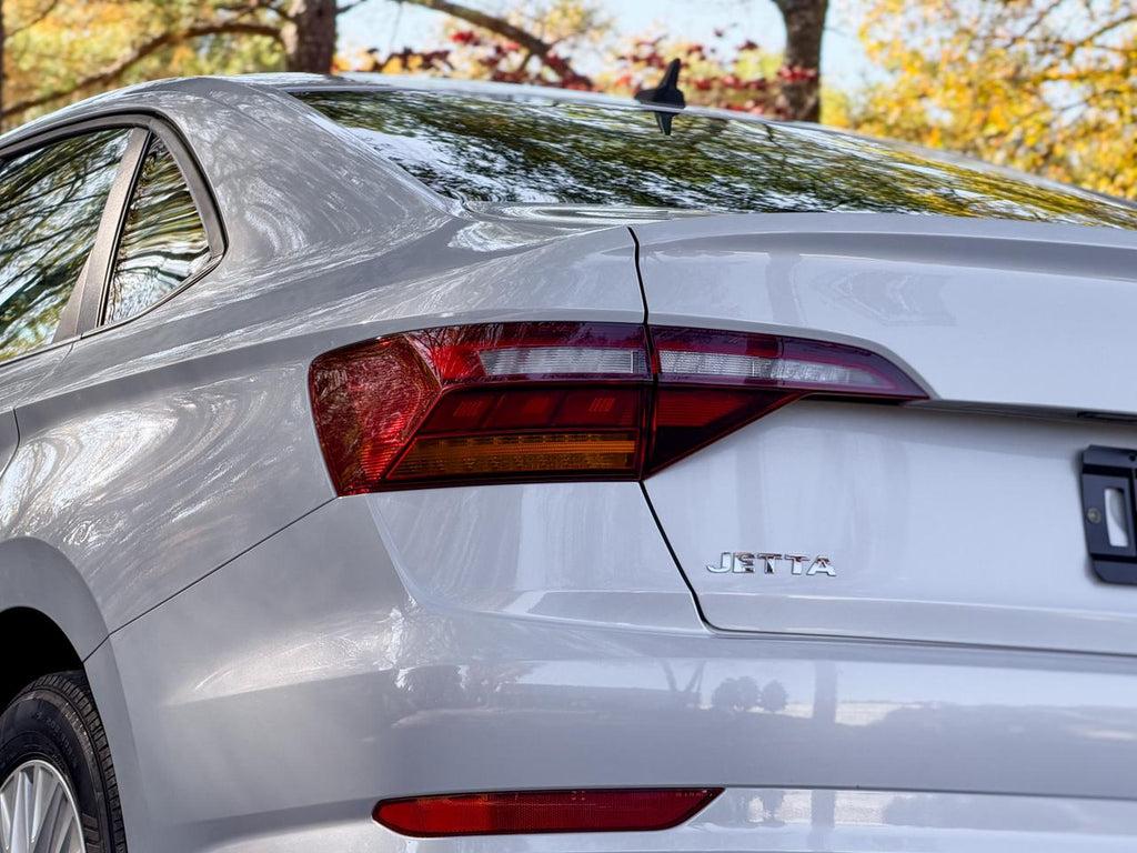 Volkswagen Jetta - Thumbnail 17