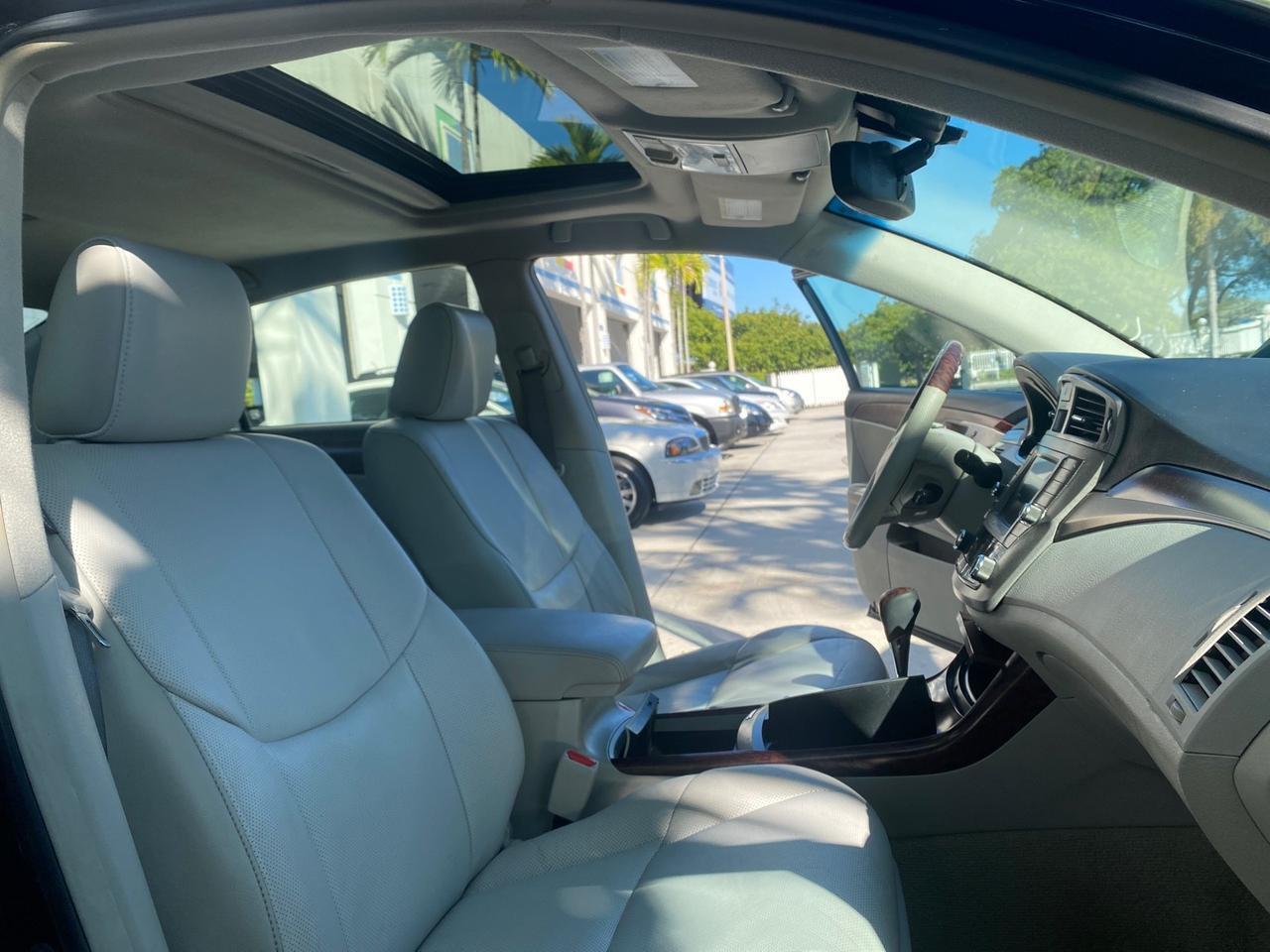 Toyota Avalon - Thumbnail 13