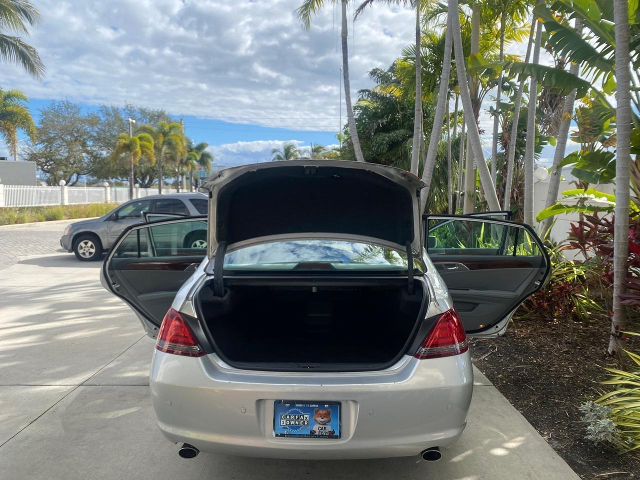 Toyota Avalon - Thumbnail 16