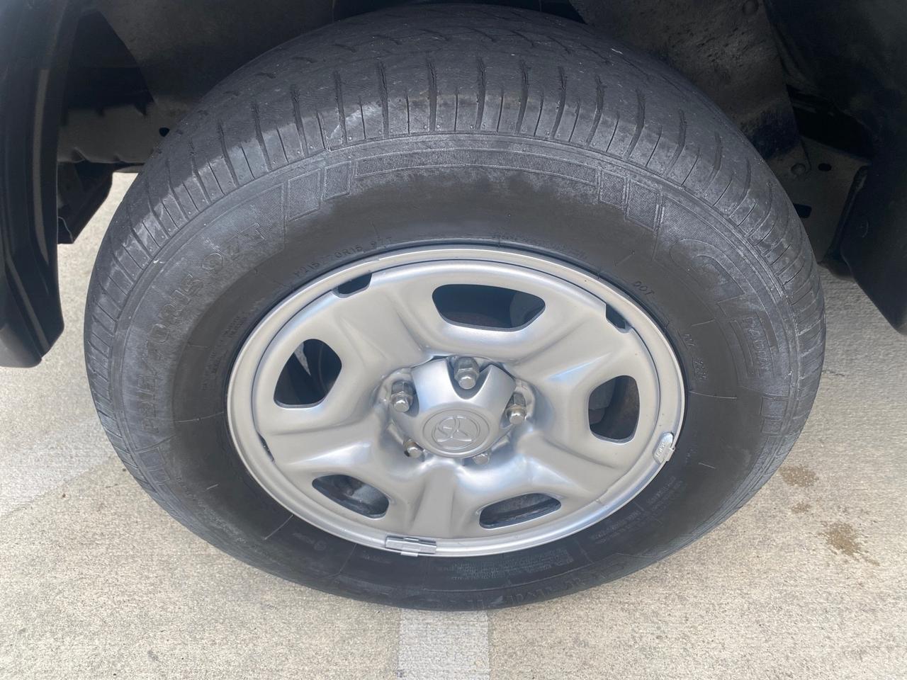 Toyota Tacoma - Thumbnail 20