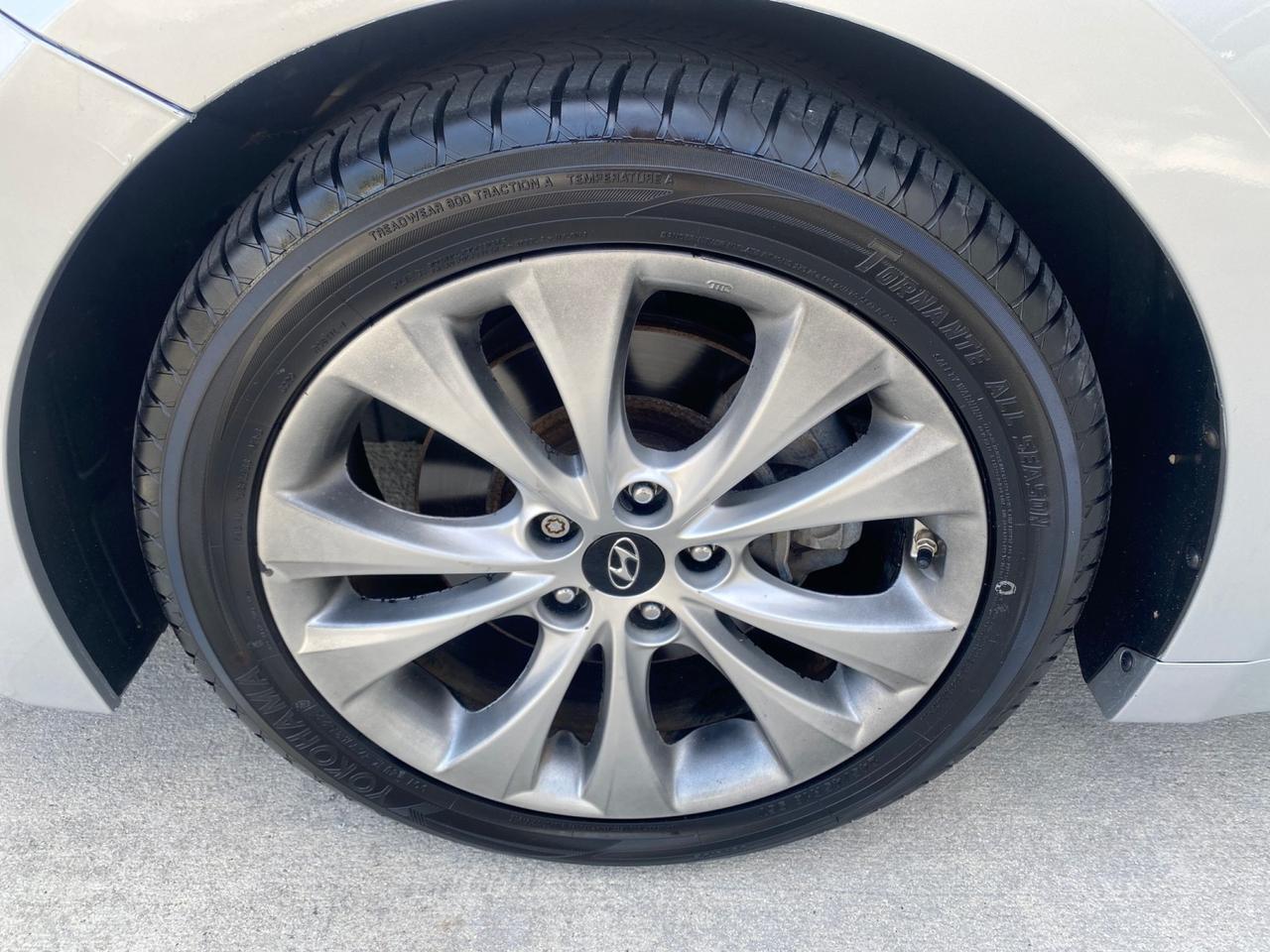 Hyundai Azera - Thumbnail 20