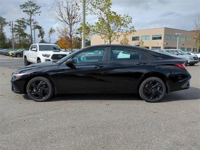 Hyundai Elantra Sel Sport Fwd 4D Sedan - Thumbnail 9