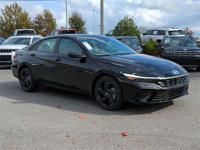 Hyundai Elantra Sel Sport Fwd 4D Sedan - Thumbnail 4