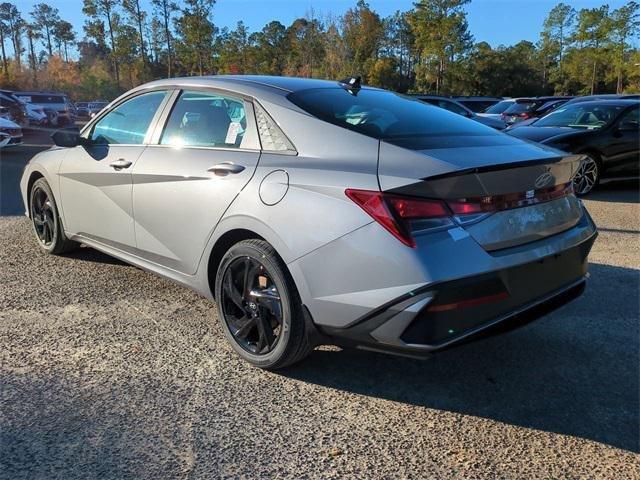 Hyundai Elantra Sel Sport Fwd 4D Sedan - Thumbnail 8