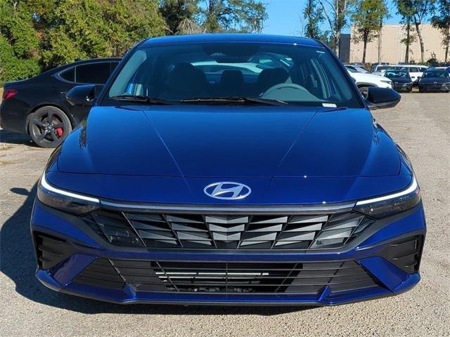 Hyundai Elantra Sel Sport Fwd 4D Sedan - Thumbnail 9