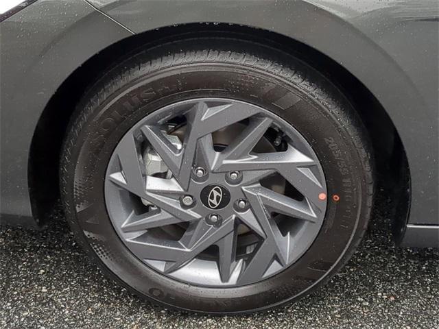 Hyundai Elantra Sel Sport Fwd 4D Sedan - Thumbnail 12