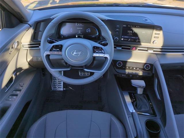 Hyundai Elantra Sel Sport Fwd 4D Sedan - Thumbnail 16