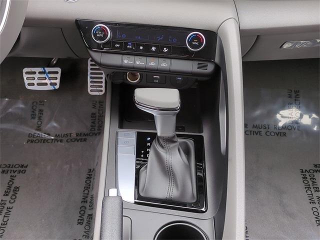 Hyundai Elantra Sel Sport Fwd 4D Sedan - Thumbnail 18