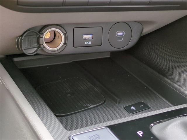 Hyundai Elantra Sel Sport Fwd 4D Sedan - Thumbnail 20