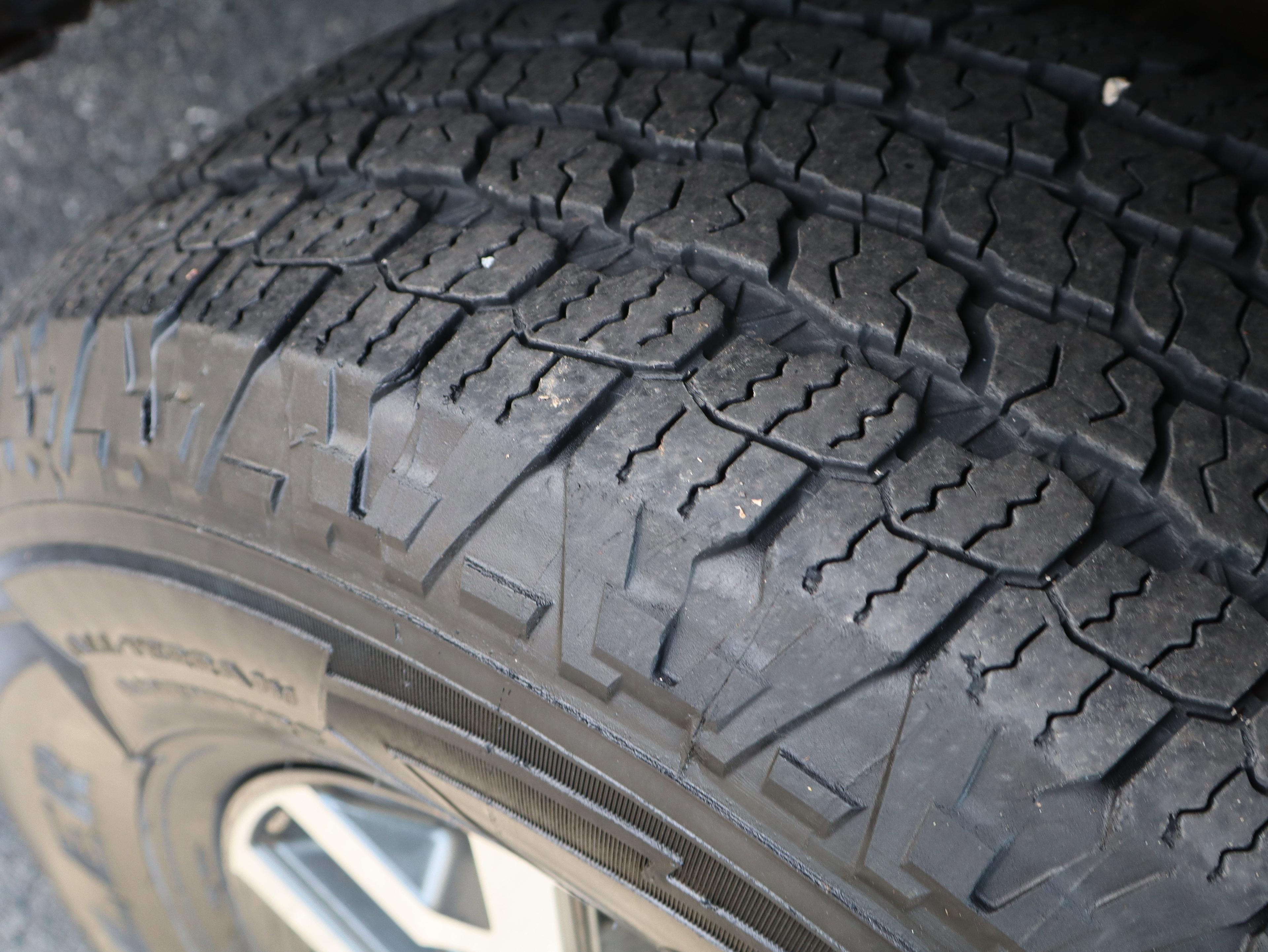 Toyota Tacoma Trd Off Road Rear Wheel Drive Double Cab - Thumbnail 14