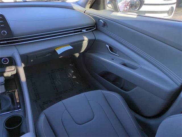 Hyundai Elantra Sel Sport Fwd 4D Sedan - Thumbnail 17