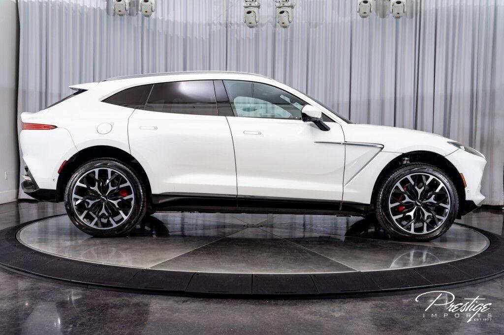 Aston Martin DBX - Thumbnail 20