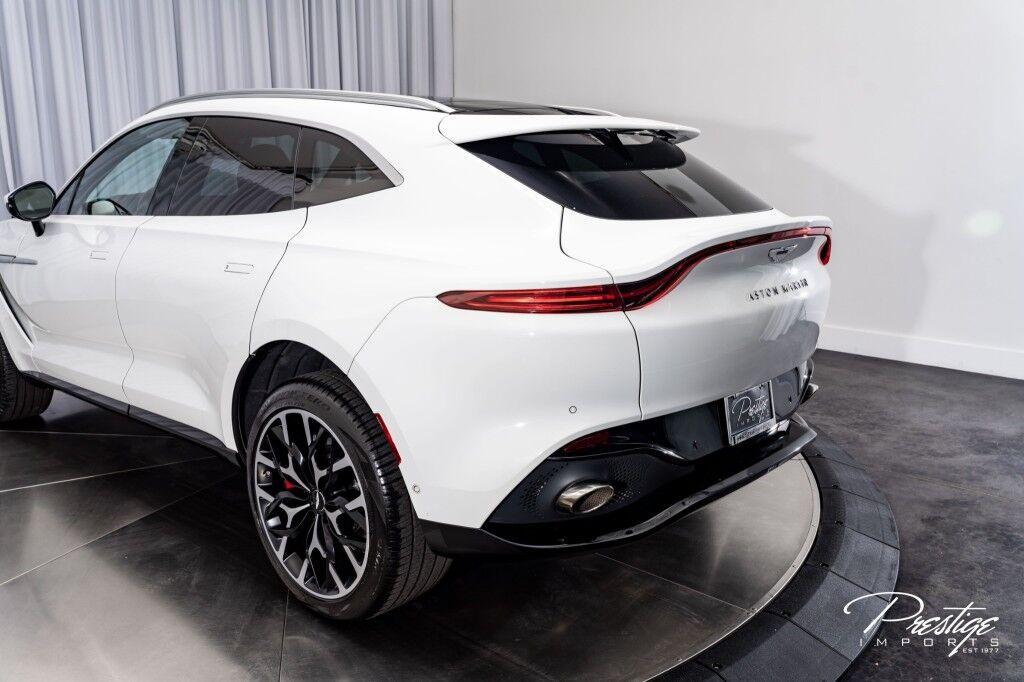 Aston Martin DBX - Thumbnail 14