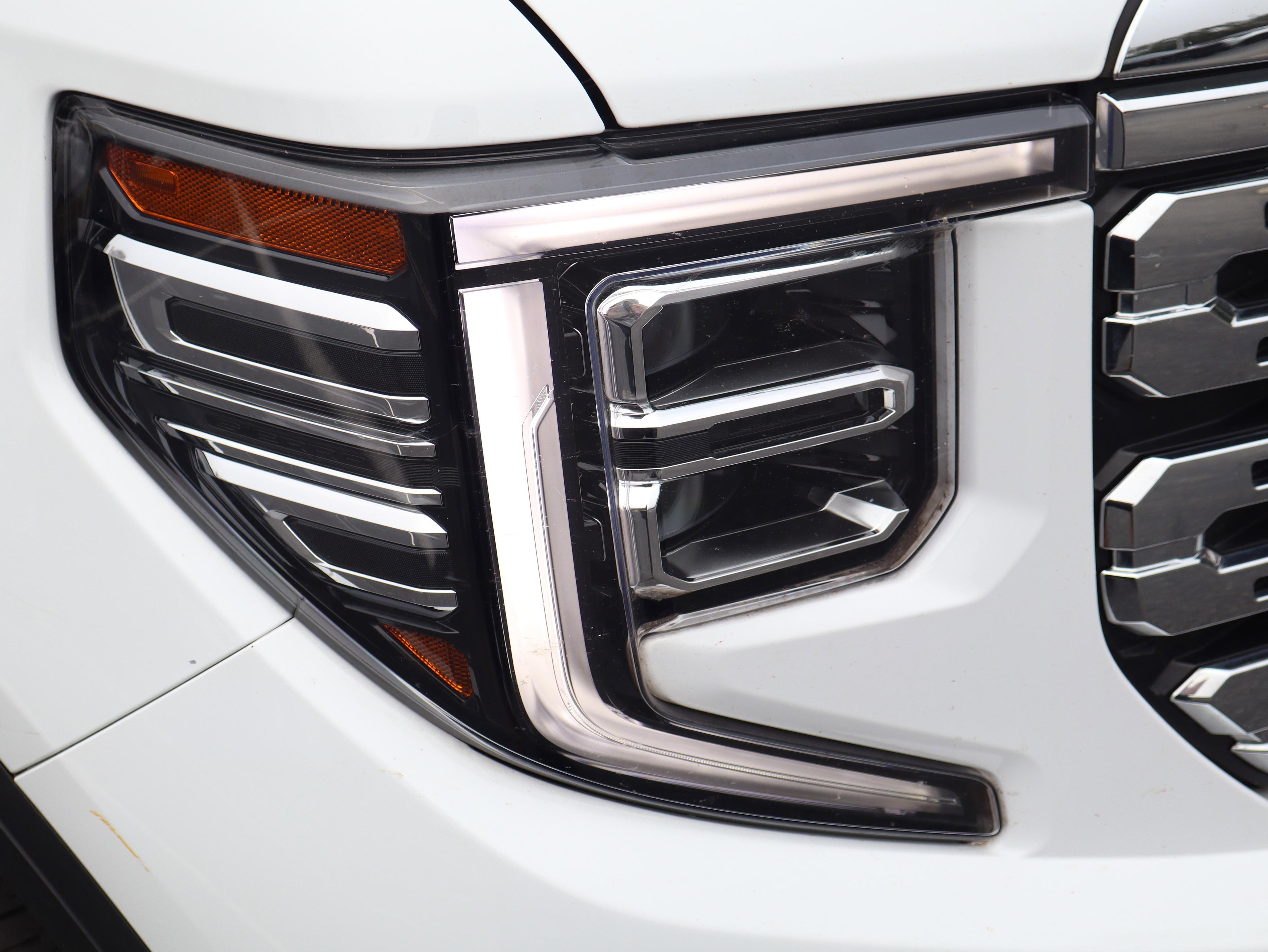 GMC Sierra 1500 Denali Four Wheel Drive Crew Cab - Thumbnail 11