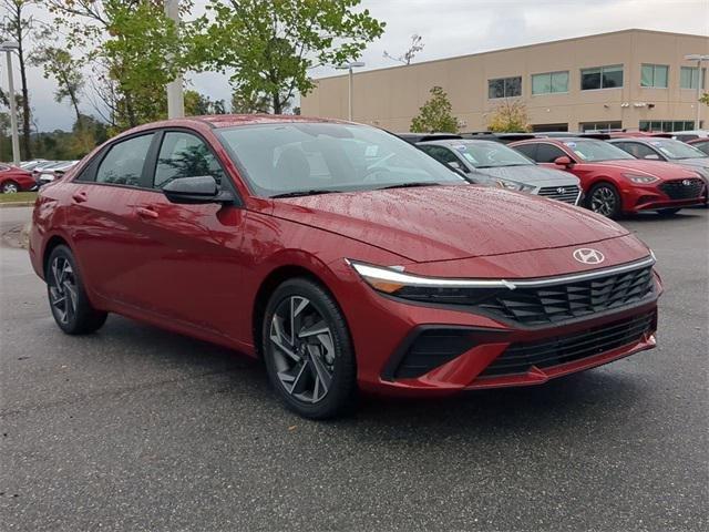 Hyundai Elantra Sel Sport Fwd 4D Sedan - Thumbnail 4