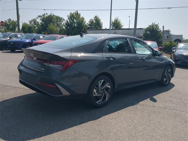 Hyundai Elantra Hybrid Sel Sport Fwd 4D Sedan - Thumbnail 6