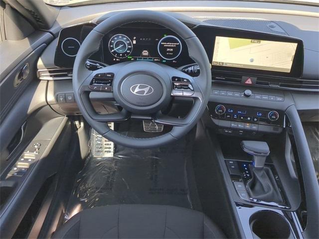 Hyundai Elantra Hybrid Sel Sport Fwd 4D Sedan - Thumbnail 16