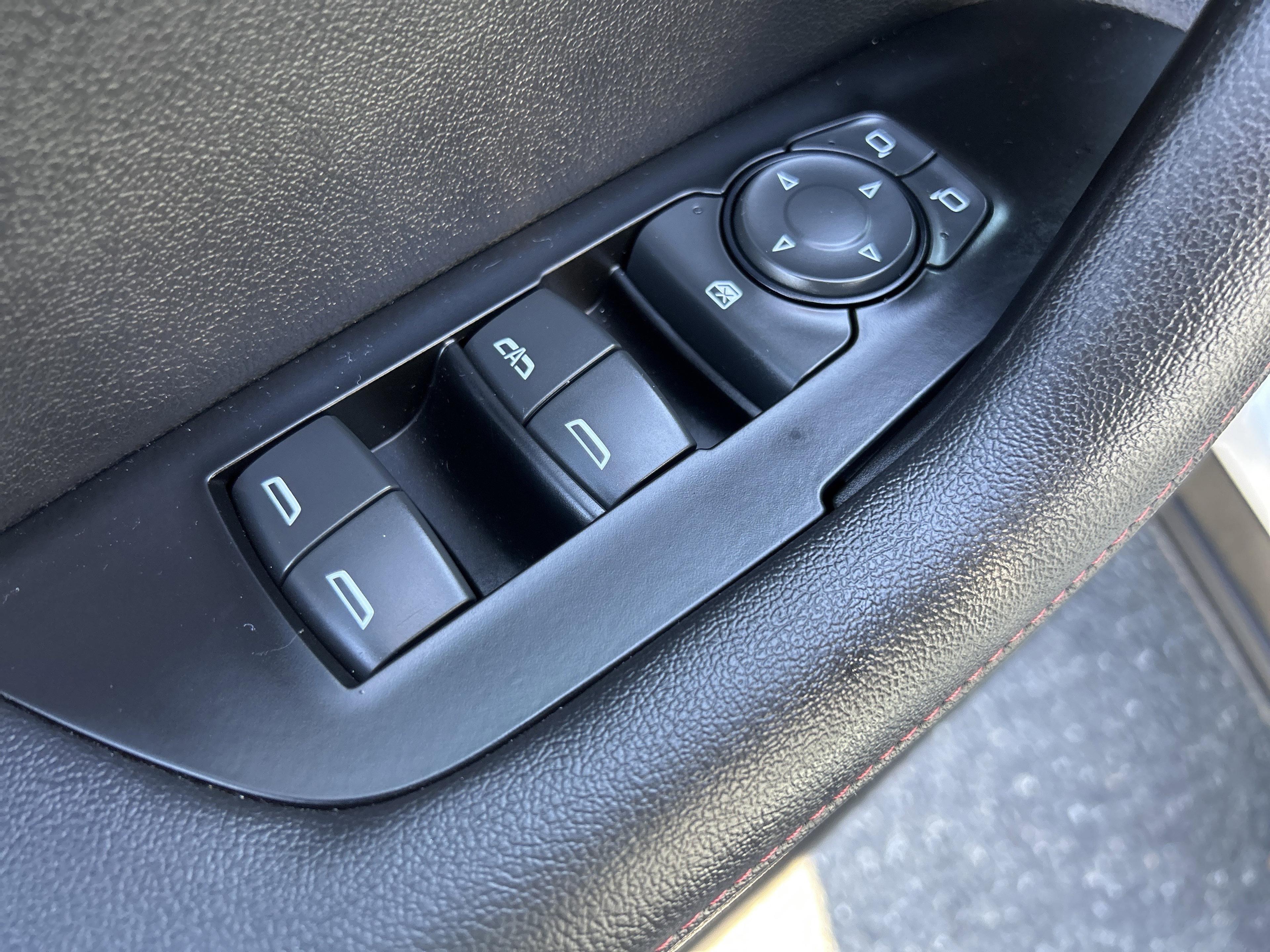 Chevrolet Blazer Rs Front Wheel Drive Suv - Thumbnail 14